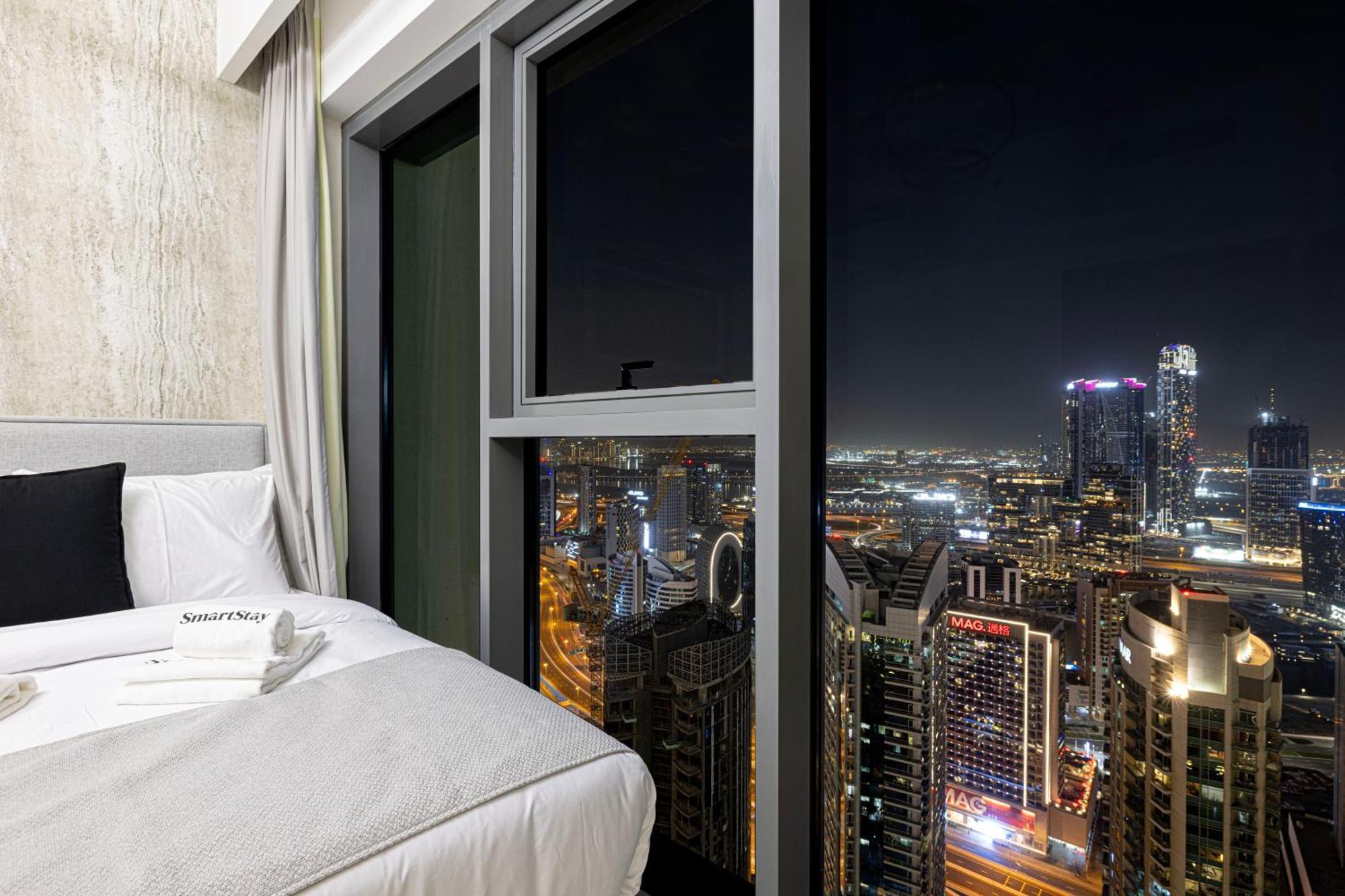 Smartstay At Burj Royale - Full Burj Khalifa View - Brand New Luxury Apartments Dubai Ngoại thất bức ảnh